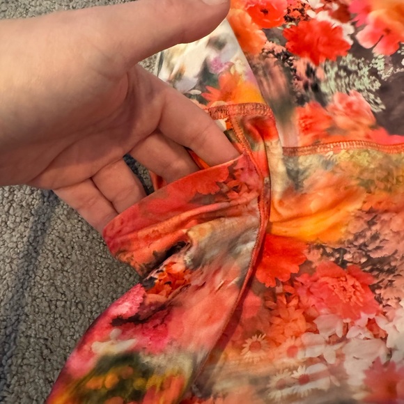 5” Floral Women's Spandex Shorts - Picture 3 of 6